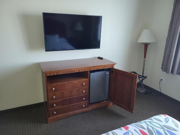 A Riverside Inn Travelodge by Wyndham image 13