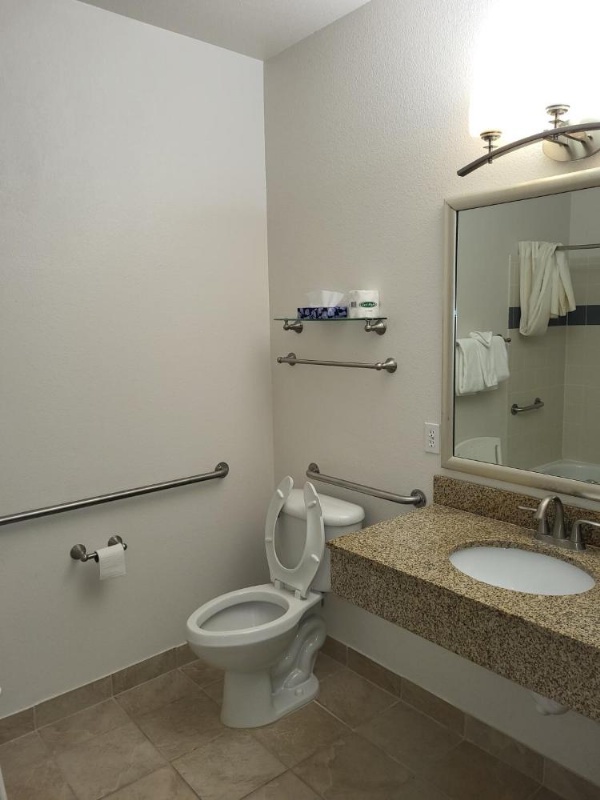 A Riverside Inn Travelodge by Wyndham image 14