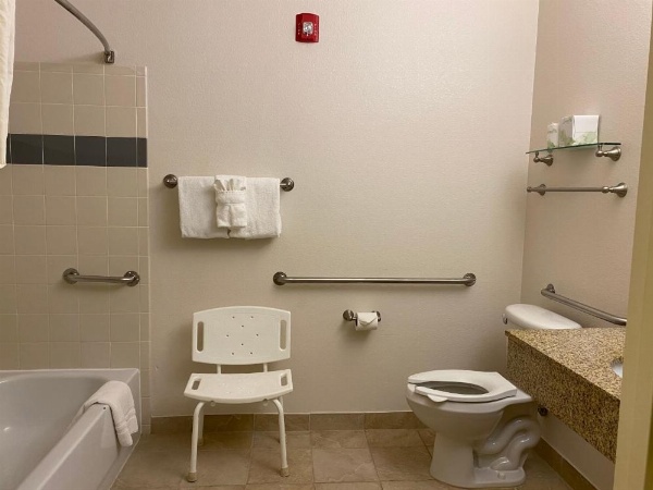 A Riverside Inn Travelodge by Wyndham image 17