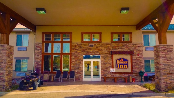 A Riverside Inn Travelodge by Wyndham image 4